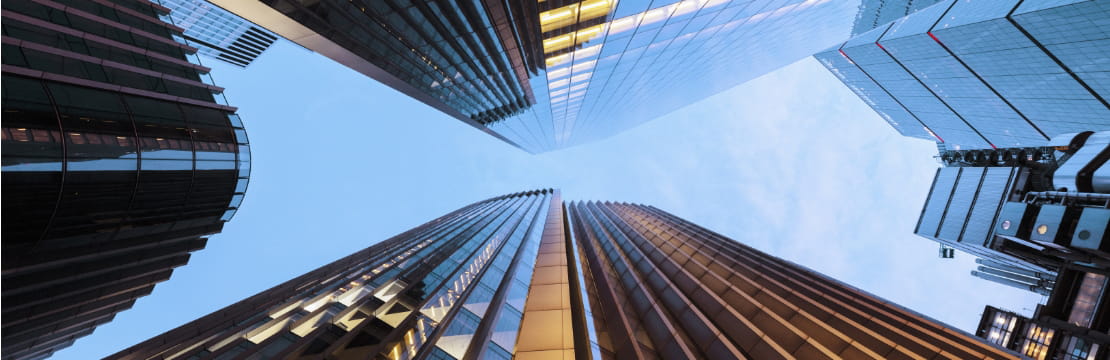 Why do consumers feel worse in a strong economy?